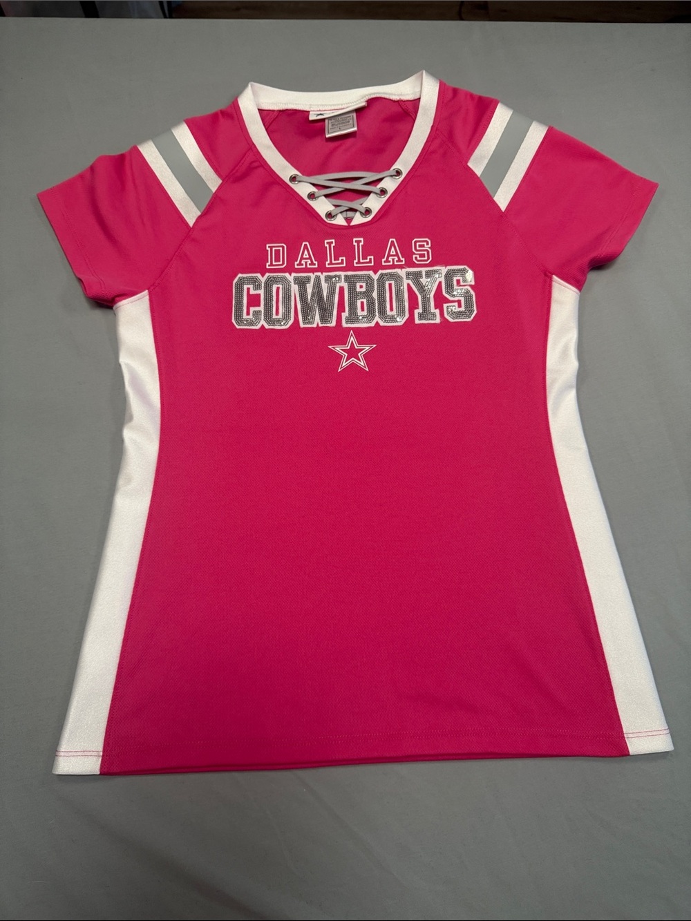 Dallas Cowboys women’s Pink Lace-Up Short Sleeve Team Tee